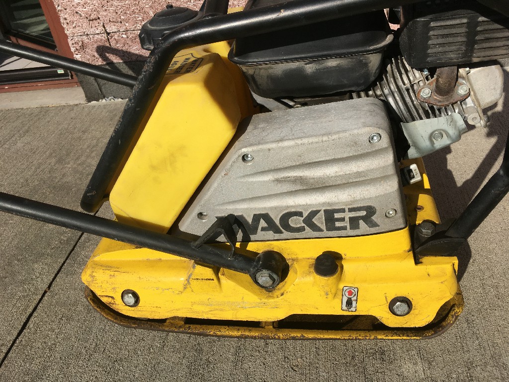 Vibrační deska WACKER WP 1550